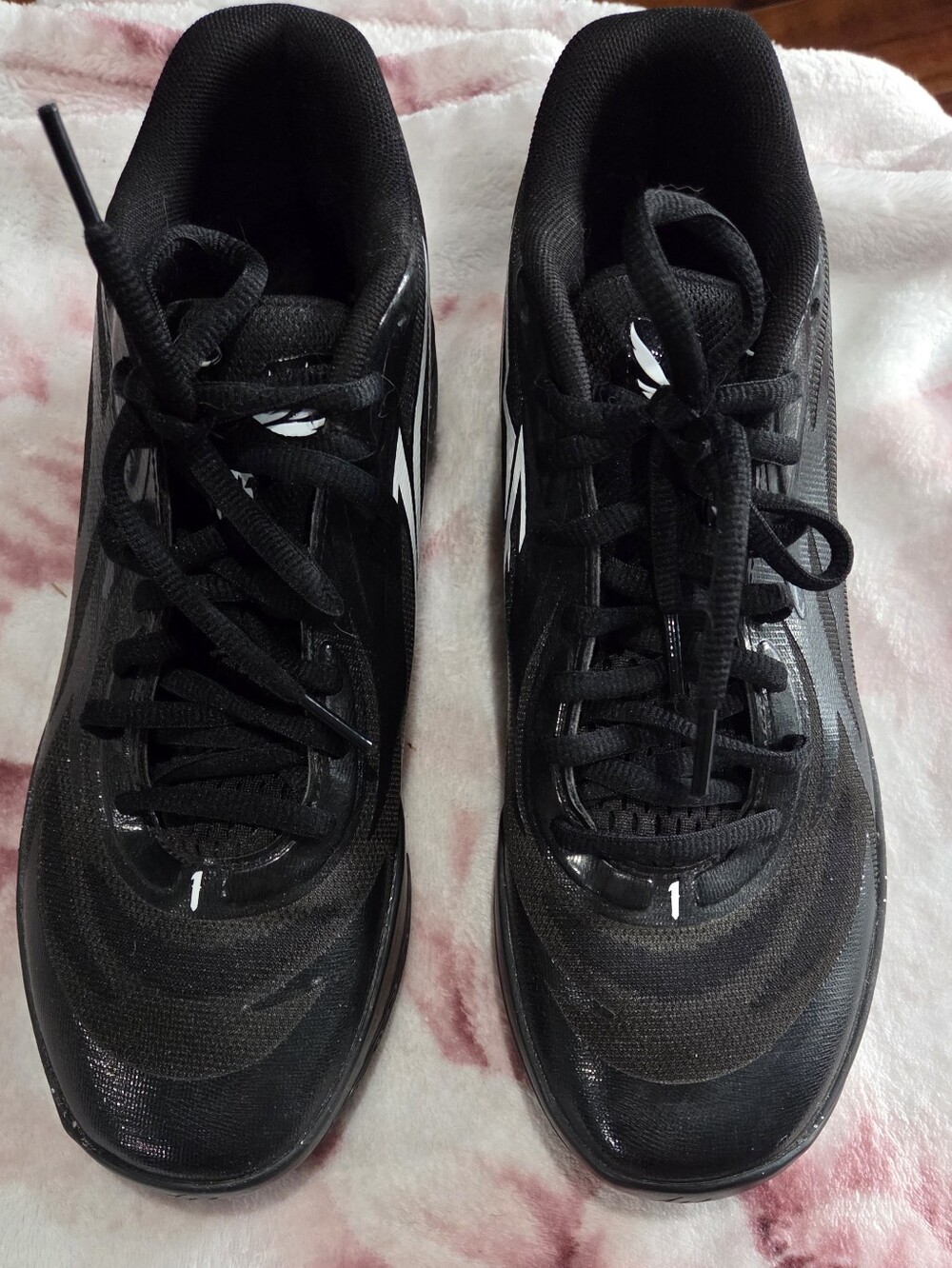 Men's Black Athletic Trainers with Cushioned Support